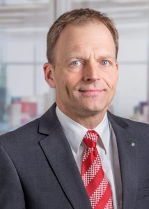 Dr. Olaf Sauer arbeitet im Geschäftsfeld Automatisierung und ist Stellvertreter des Institutsleiters des Fraunhofer Instituts für Optronik, Systemtechnik und Bildauswertung (IOSB).