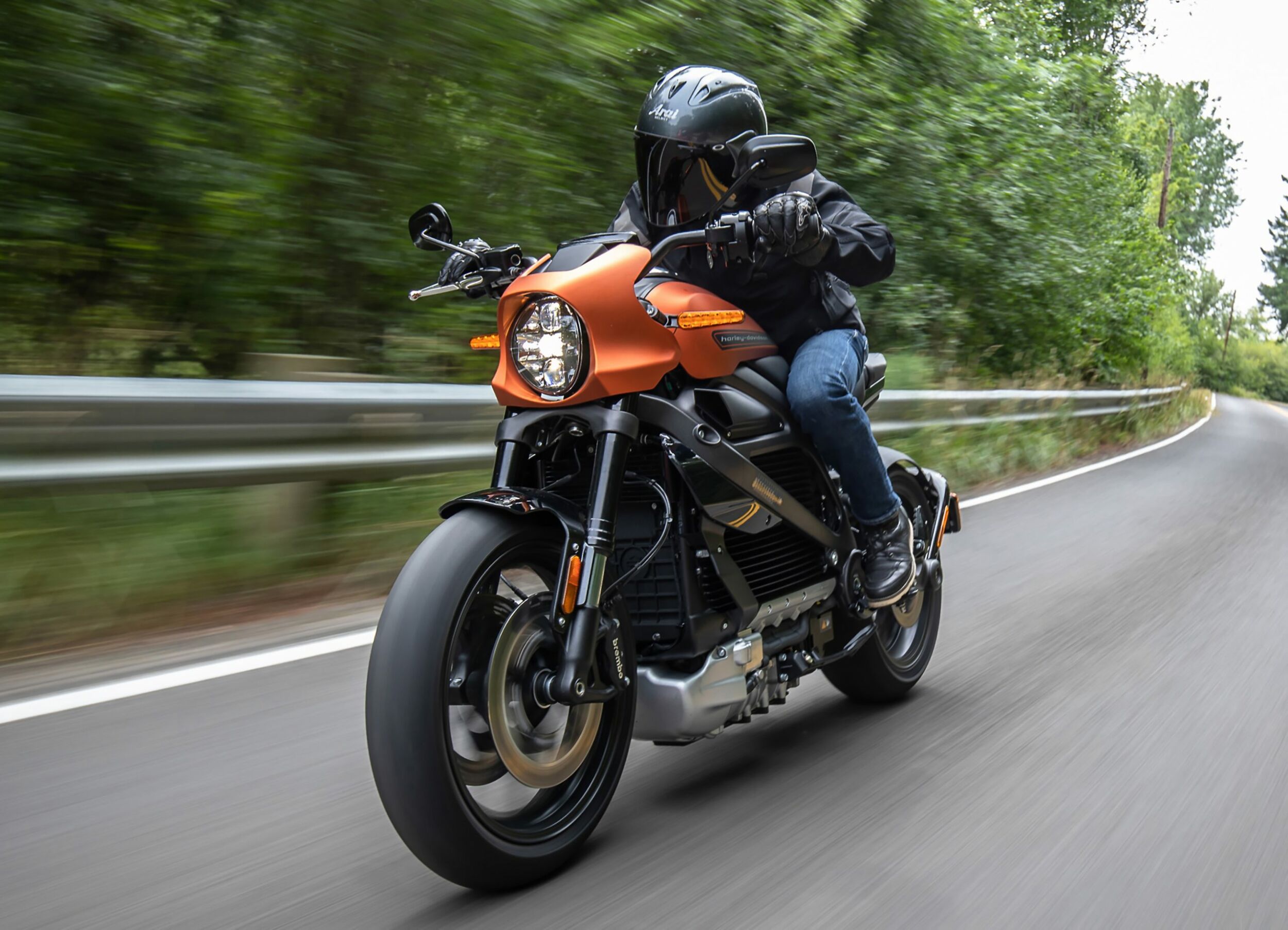 Die erste komplett elektrisch angetriebene Harley-Davidson. Dahinter steht eine Internet of Things-Infrastruktur, die zahlreiche digitale Dienste und Optimierungsmöglichkeiten bietet. (Bild: Harley-Davidson Germany GmbH)